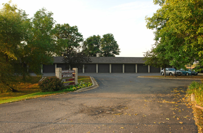 Rum River Square Apartments in St Francis, MN - Building Photo - Building Photo