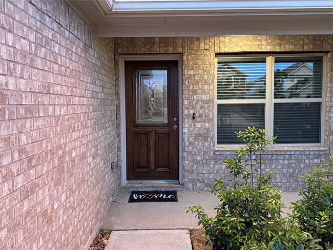 property at 1436 Sundown Gln Ln