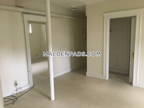 88 Maple St in Malden, MA - Building Photo - Building Photo