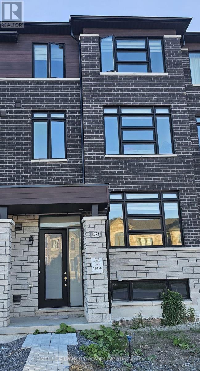 2752 Peter Matthews Dr in Pickering, ON - Building Photo - Building Photo