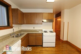1246 W Diversey Pky in Chicago, IL - Foto de edificio - Building Photo