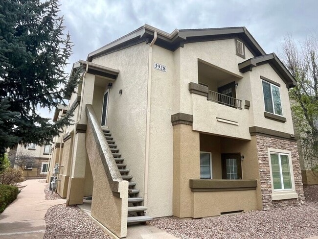 property at 3928 Riviera Grove