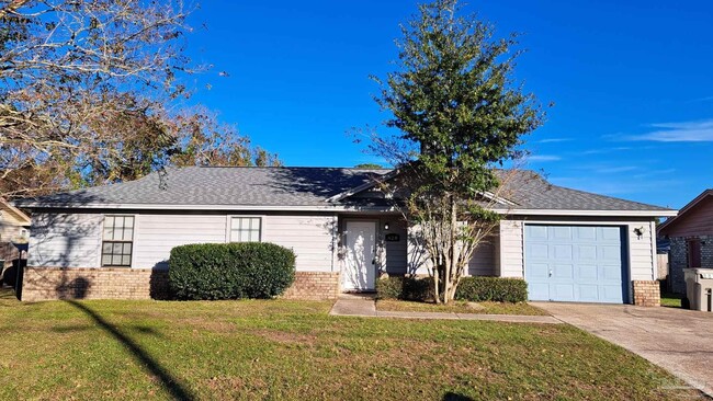 property at 828 Lavon Dr