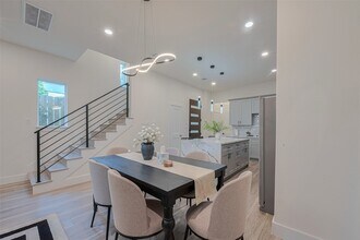 2909 Nagle St in Houston, TX - Building Photo - Building Photo