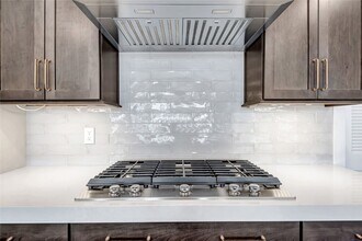 16460 Wildhorse Lk Blvd in Chesterfield, MO - Building Photo - Building Photo