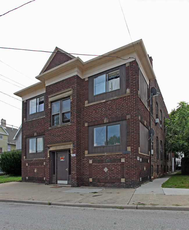 1815 Dennison Ave in Cleveland, OH - Building Photo - Building Photo