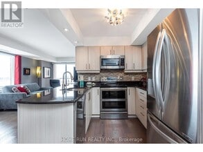 314 Central Park Dr in Ottawa, ON - Building Photo - Building Photo