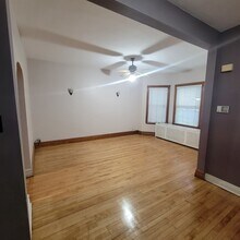 2053 N Lorel Ave, Unit 1 in Chicago, IL - Building Photo - Building Photo