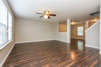 5692 N Jefferson Dr in McCordsville, IN - Building Photo - Building Photo
