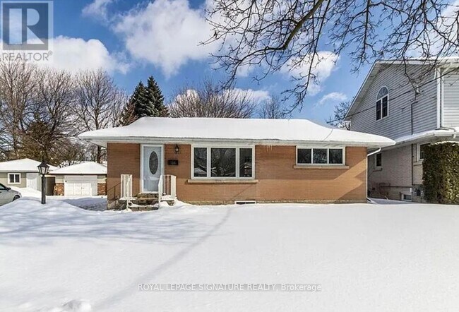 116 Siebert Ave in Kitchener, ON - Building Photo - Building Photo