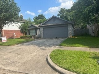 822 Willow W Dr in Houston, TX - Building Photo - Building Photo