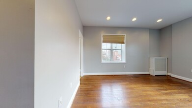 1711 35th St NW in Washington, DC - Building Photo - Building Photo