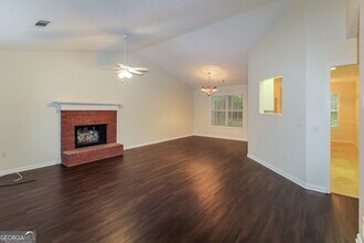4110 Eden Valley Dr in Loganville, GA - Building Photo - Building Photo
