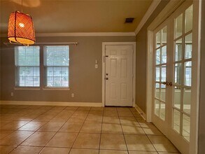 9910 Farrell Dr in Houston, TX - Foto de edificio - Building Photo