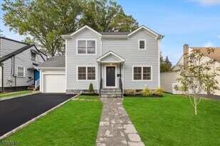 355 Rea Ave in Hawthorne, NJ - Building Photo