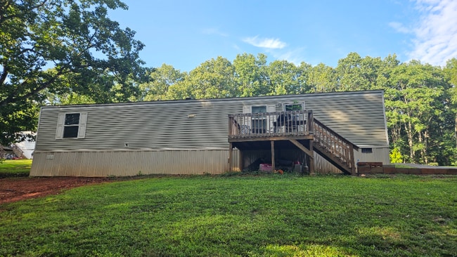 1079 Hibiscus Rd in Moneta, VA - Building Photo - Building Photo