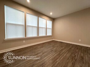 3607 S Tryon St in Charlotte, NC - Building Photo - Building Photo