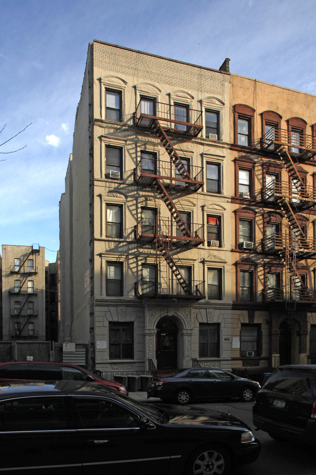 Harlem Apartments in New York, NY - Foto de edificio - Building Photo