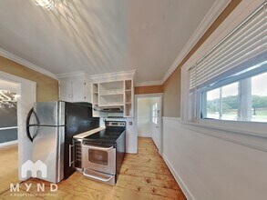 2206 Eastland Ave in Nashville, TN - Building Photo - Building Photo