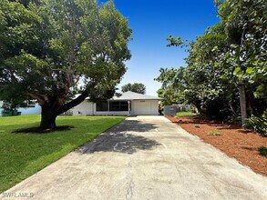 1240 Pompei Ln in Naples, FL - Building Photo - Building Photo