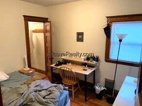260 Boston Ave in Medford, MA - Building Photo - Building Photo
