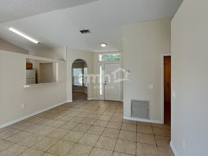 2423 Hybrid Dr in Kissimmee, FL - Building Photo - Building Photo