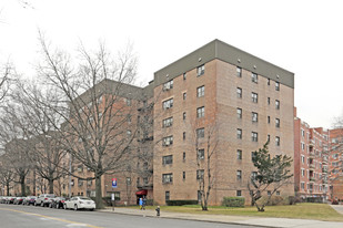 3130 138th St Apartments