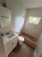 1300 Hazel St in Akron, OH - Building Photo - Building Photo