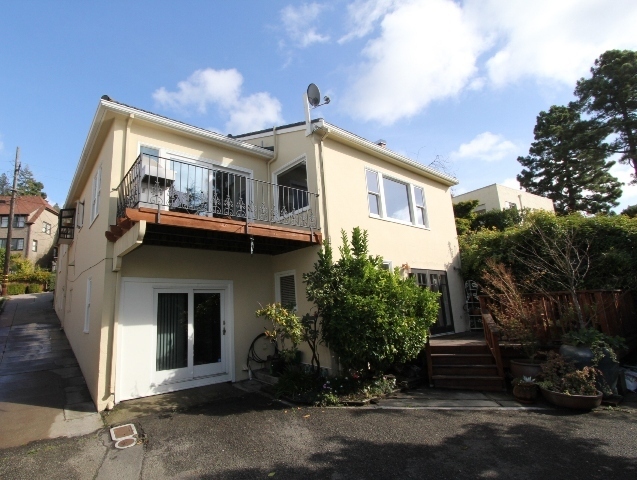 946 San Benito Rd-Unit -in-Law unit in Berkeley, CA - Building Photo