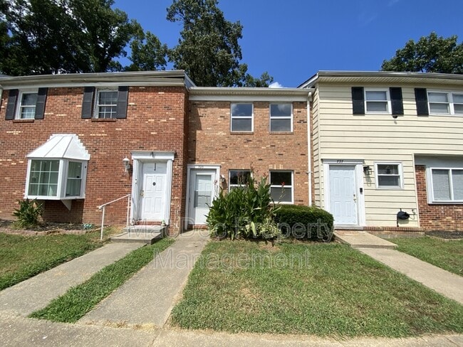 property at 729 Bellows Ave