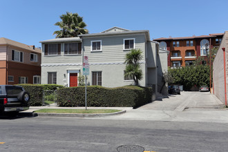 313 S Cochran Ave in Los Angeles, CA - Foto de edificio - Primary Photo