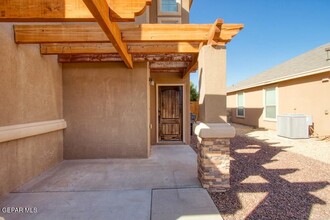 14365 Arabian Point in El Paso, TX - Building Photo - Building Photo