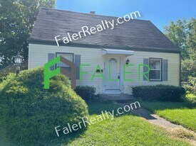 2210 Craig Dr in Dayton, OH - Building Photo