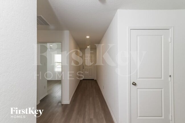 14807 Greenfield Ml in San Antonio, TX - Building Photo - Building Photo