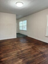 1042 8th St NW, Unit 1042 in Salem, OR - Building Photo - Building Photo