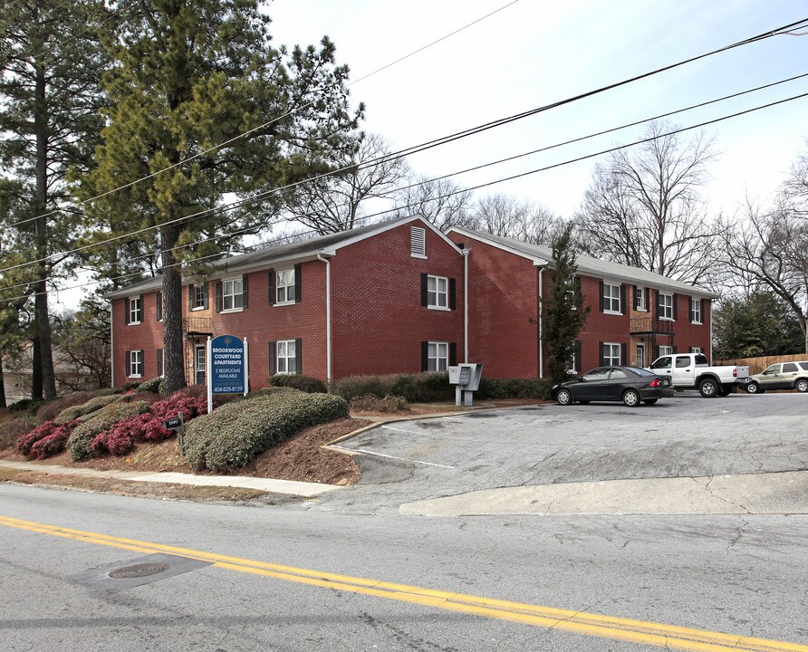 15 NW Deering Rd in Atlanta, GA - Foto de edificio