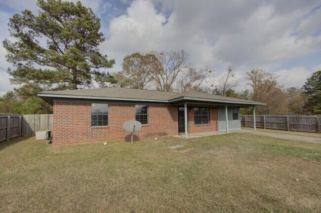 property at 116 Pearly St