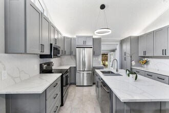 1292 SW 25th Ave in Fort Lauderdale, FL - Building Photo - Building Photo