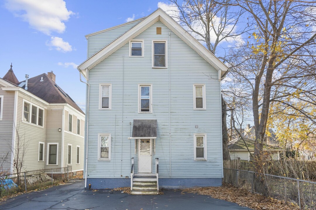 79 Maple St in New Haven, CT - Building Photo