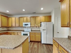 4403 Mary Point Rd in Monroe, NC - Foto de edificio - Building Photo