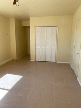 14070 Falling Leaf Rd in Apple Valley, CA - Building Photo - Building Photo