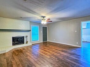 306 S Wofford St in Athens, TX - Building Photo - Building Photo