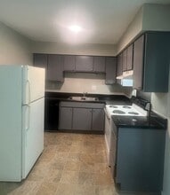 2017 Stoney Point Ln in Charlotte, NC - Building Photo - Building Photo
