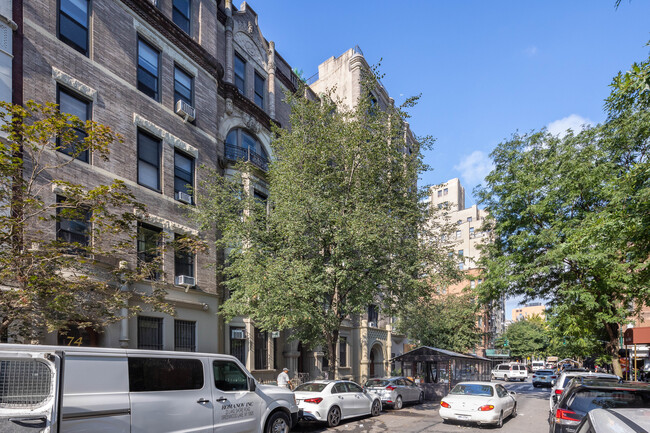 78 W 85th St in New York, NY - Building Photo - Building Photo