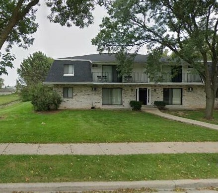 1606 S 116th St in West Allis, WI - Foto de edificio