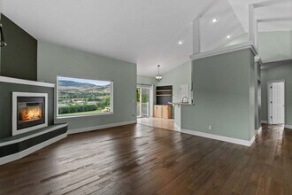 2835 Aspen Shores Dr in East Wenatchee, WA - Building Photo - Building Photo