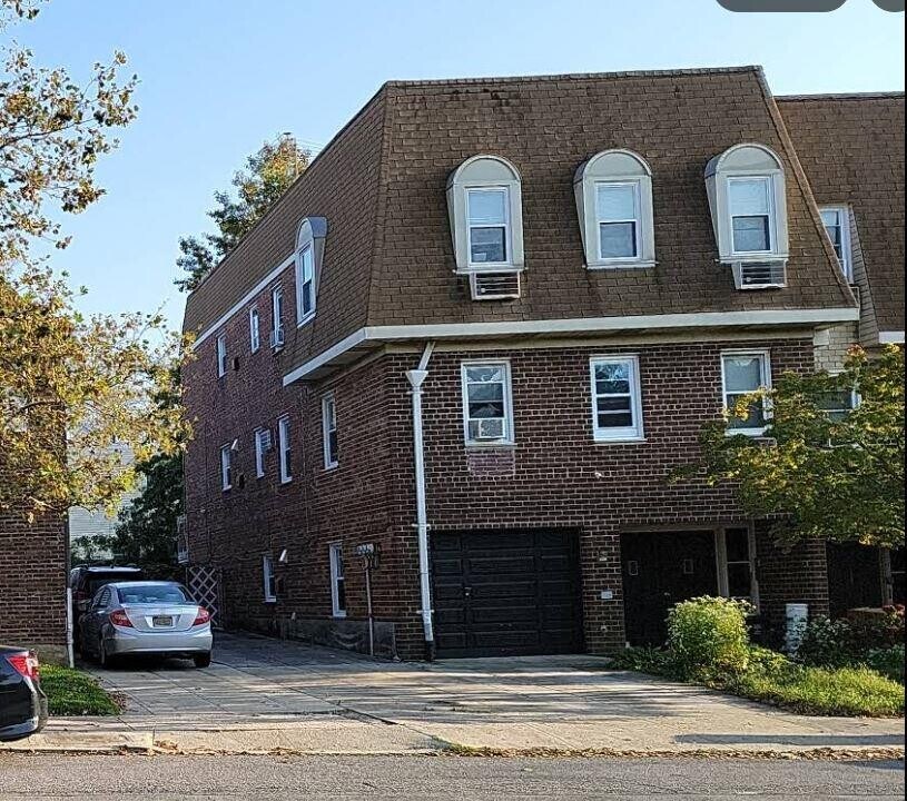 223-10 56th Ave in Queens, NY - Building Photo