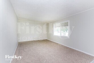 119 Totten Dr in Greenwood, IN - Building Photo - Building Photo