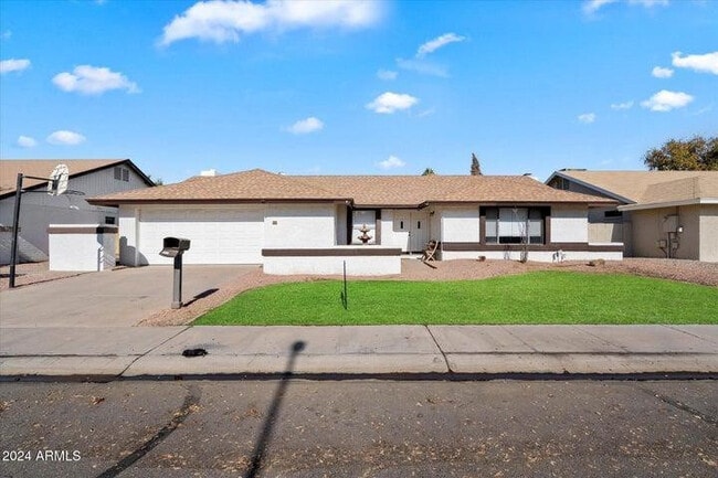 property at 624 W McNair St