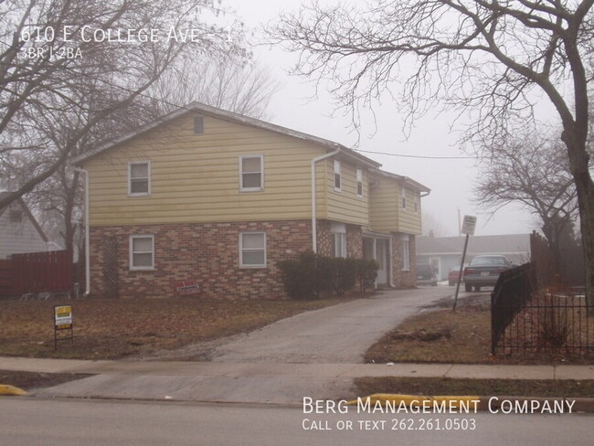 610 E College Ave in Waukesha, WI - Building Photo - Building Photo